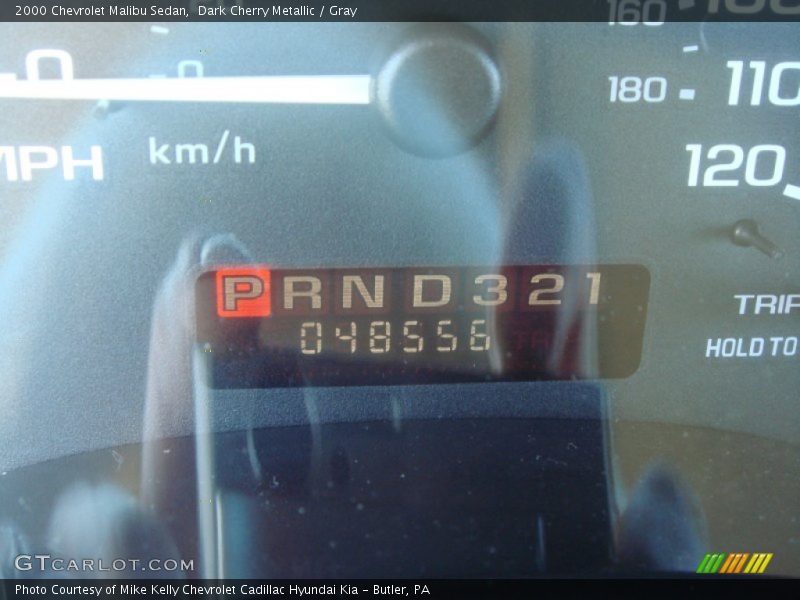 Dark Cherry Metallic / Gray 2000 Chevrolet Malibu Sedan