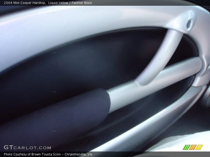 Liquid Yellow / Panther Black 2004 Mini Cooper Hardtop