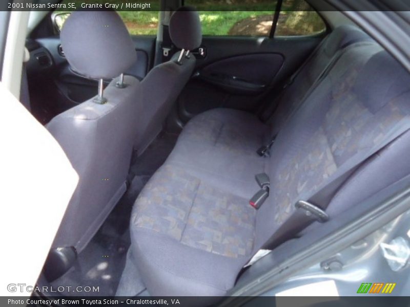 Granite Gray / Midnight 2001 Nissan Sentra SE