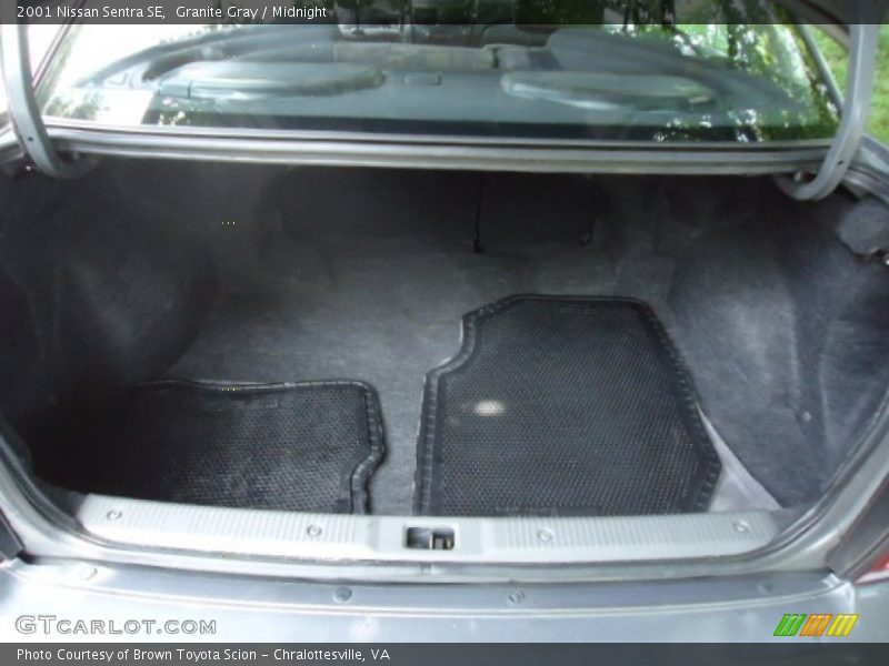 Granite Gray / Midnight 2001 Nissan Sentra SE
