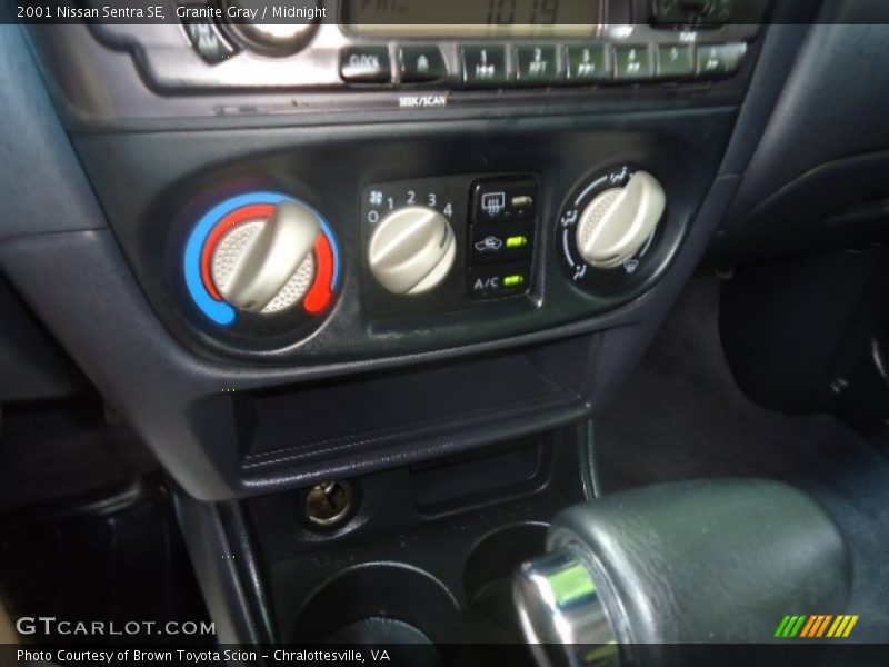Controls of 2001 Sentra SE