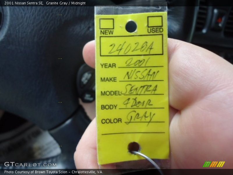 Granite Gray / Midnight 2001 Nissan Sentra SE