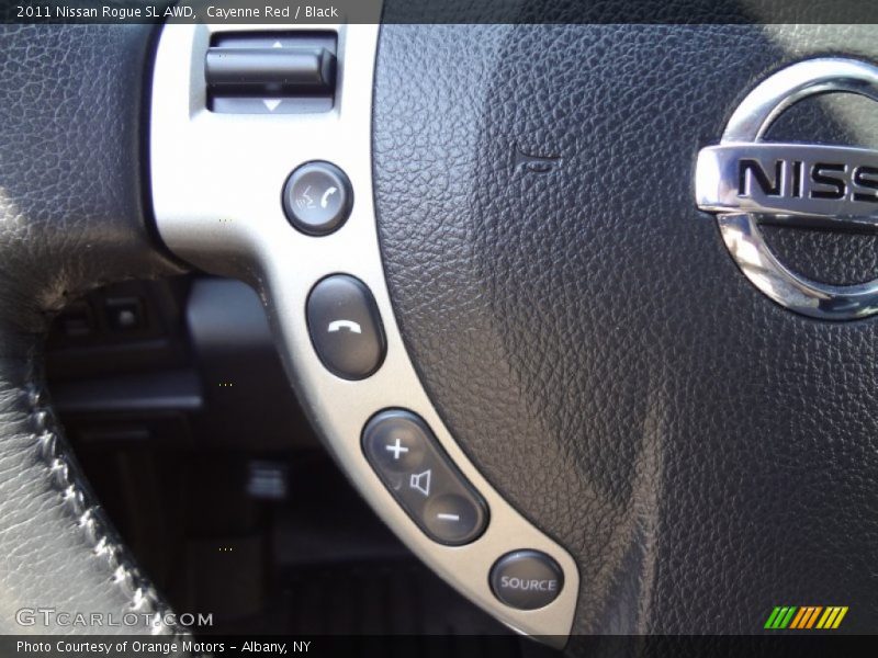 Cayenne Red / Black 2011 Nissan Rogue SL AWD