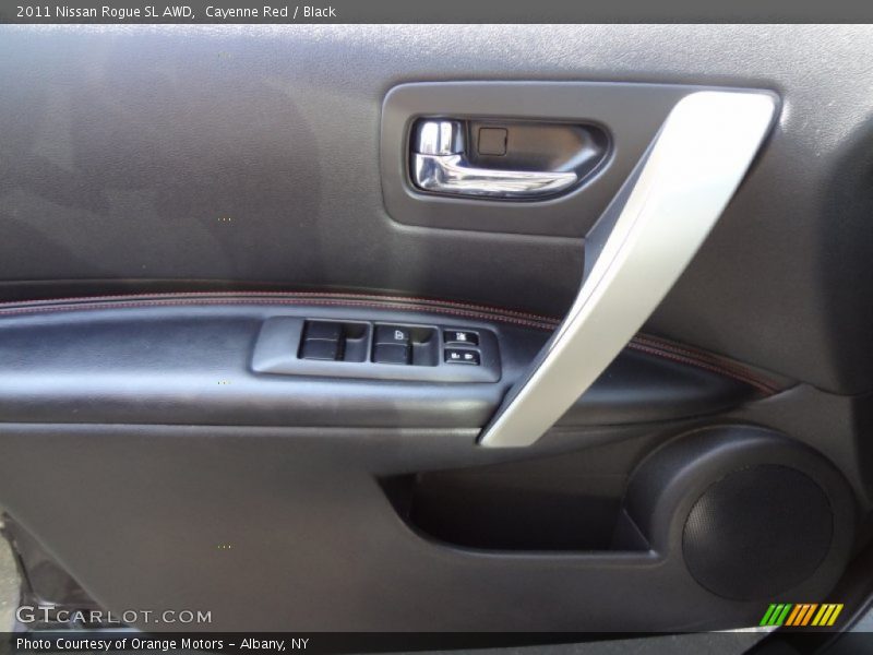 Cayenne Red / Black 2011 Nissan Rogue SL AWD