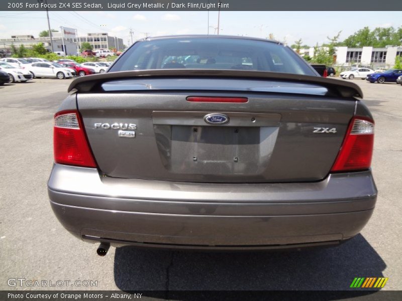 Liquid Grey Metallic / Dark Flint/Light Flint 2005 Ford Focus ZX4 SES Sedan