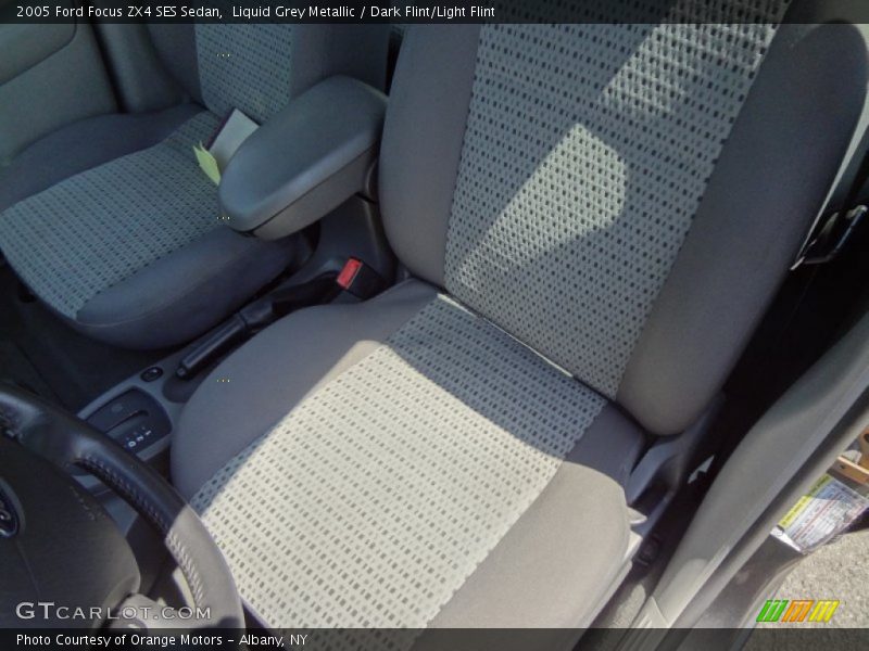 Liquid Grey Metallic / Dark Flint/Light Flint 2005 Ford Focus ZX4 SES Sedan