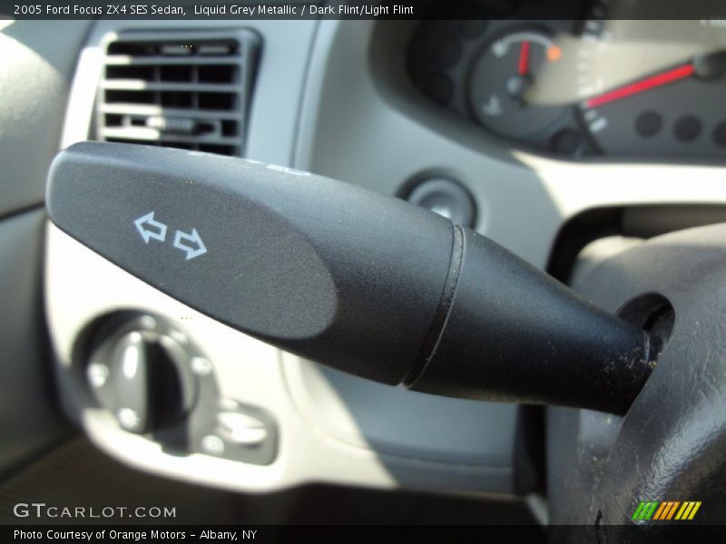 Liquid Grey Metallic / Dark Flint/Light Flint 2005 Ford Focus ZX4 SES Sedan