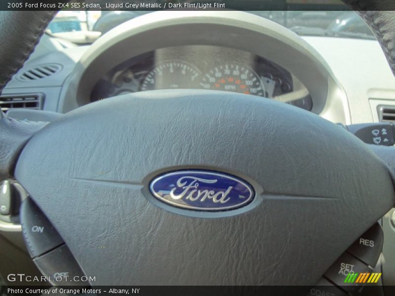 Liquid Grey Metallic / Dark Flint/Light Flint 2005 Ford Focus ZX4 SES Sedan