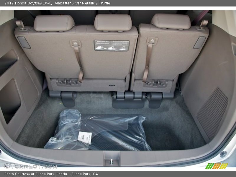Alabaster Silver Metallic / Truffle 2012 Honda Odyssey EX-L