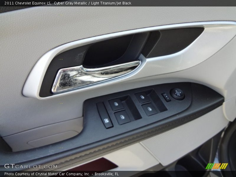 Cyber Gray Metallic / Light Titanium/Jet Black 2011 Chevrolet Equinox LS