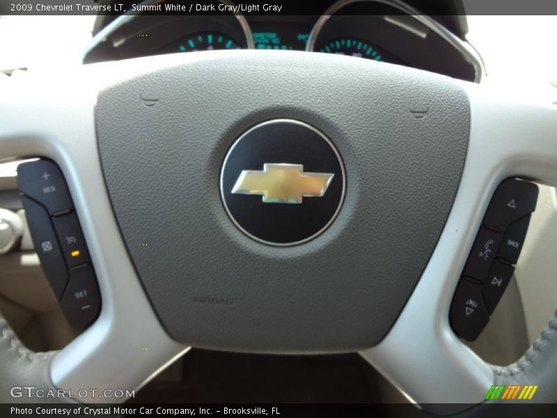 Summit White / Dark Gray/Light Gray 2009 Chevrolet Traverse LT