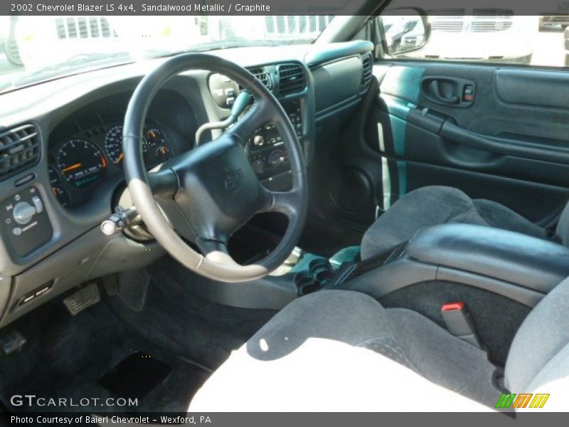 Sandalwood Metallic / Graphite 2002 Chevrolet Blazer LS 4x4