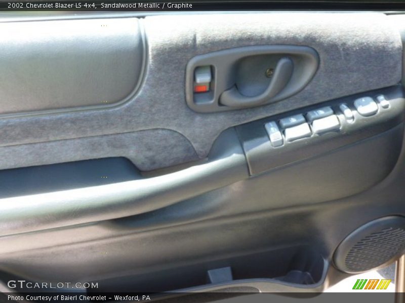 Sandalwood Metallic / Graphite 2002 Chevrolet Blazer LS 4x4