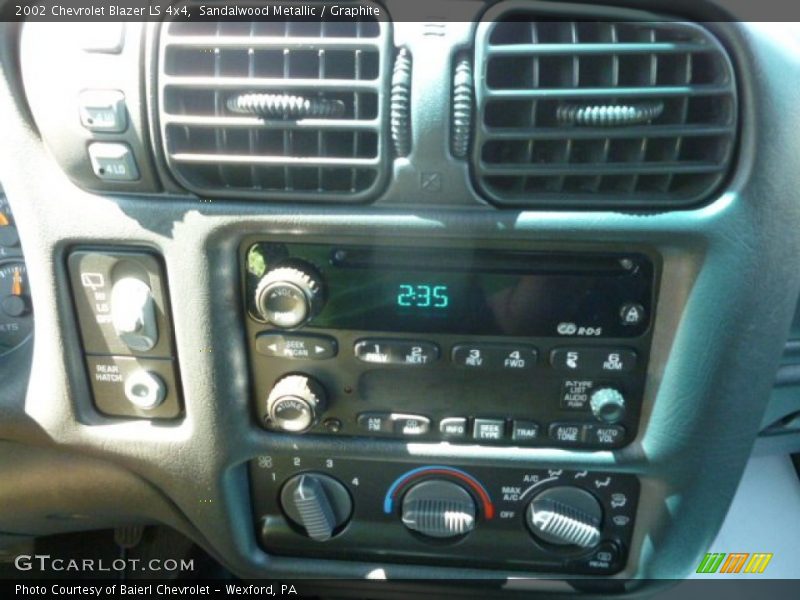 Sandalwood Metallic / Graphite 2002 Chevrolet Blazer LS 4x4