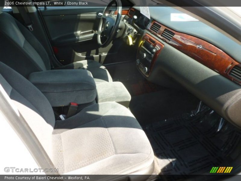 White / Ebony Black 2006 Chevrolet Impala LT