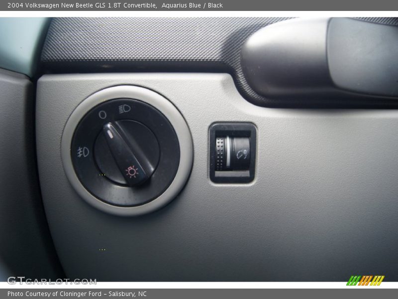 Aquarius Blue / Black 2004 Volkswagen New Beetle GLS 1.8T Convertible