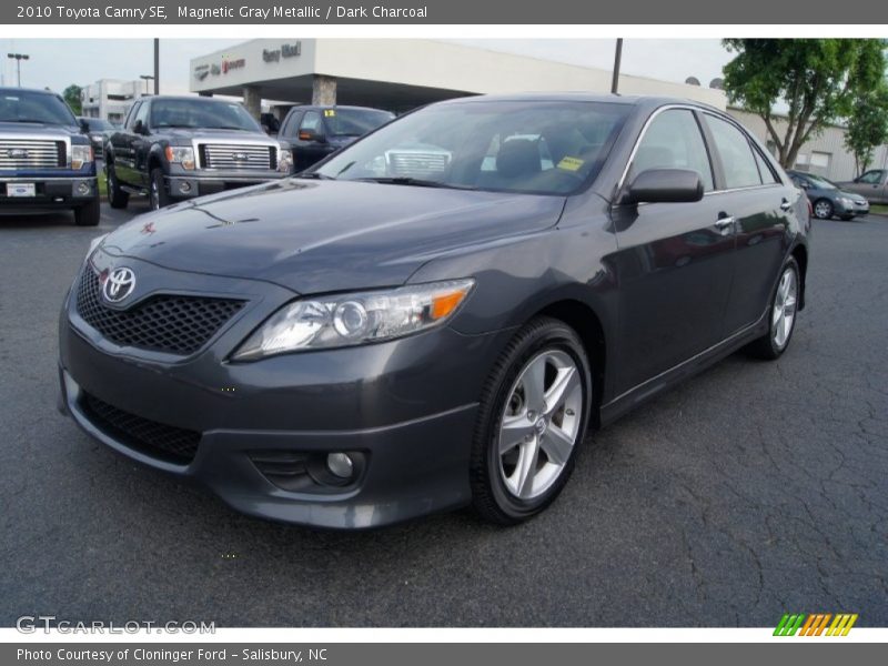 Magnetic Gray Metallic / Dark Charcoal 2010 Toyota Camry SE