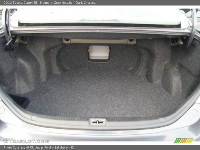 Magnetic Gray Metallic / Dark Charcoal 2010 Toyota Camry SE