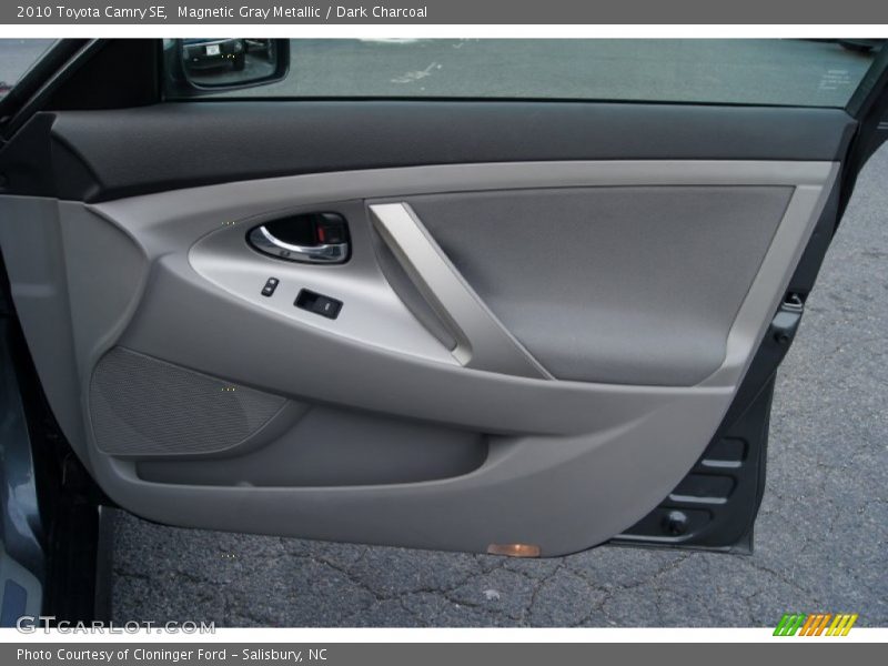 Magnetic Gray Metallic / Dark Charcoal 2010 Toyota Camry SE