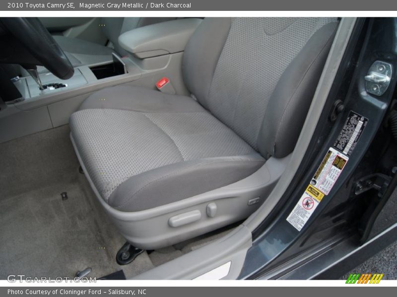 Magnetic Gray Metallic / Dark Charcoal 2010 Toyota Camry SE