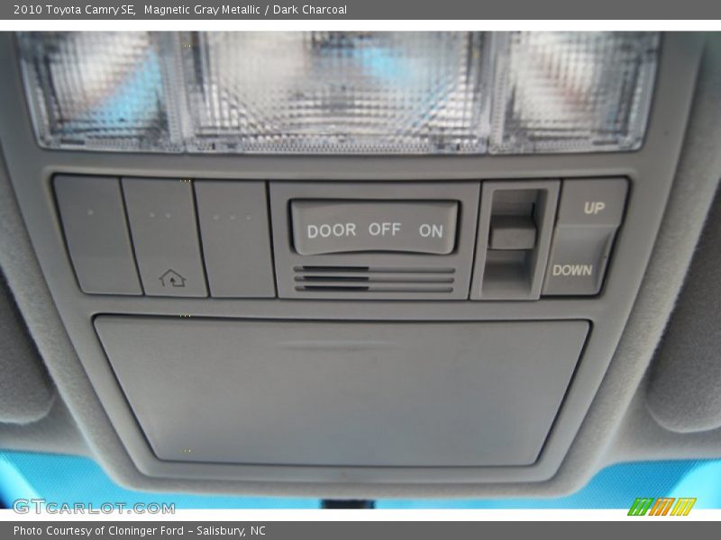 Magnetic Gray Metallic / Dark Charcoal 2010 Toyota Camry SE