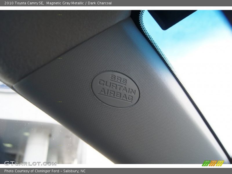 Magnetic Gray Metallic / Dark Charcoal 2010 Toyota Camry SE