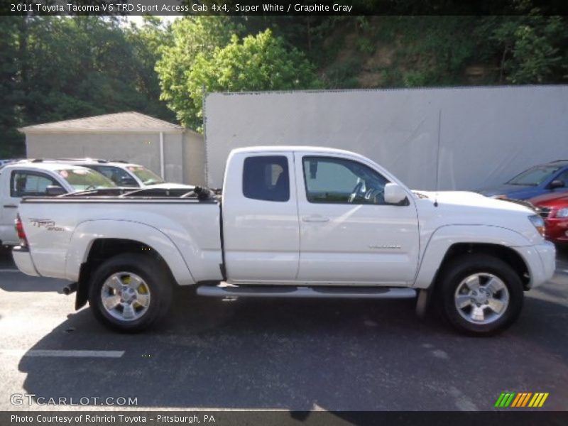 Super White / Graphite Gray 2011 Toyota Tacoma V6 TRD Sport Access Cab 4x4