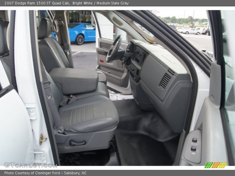 Bright White / Medium Slate Gray 2007 Dodge Ram 1500 ST Quad Cab