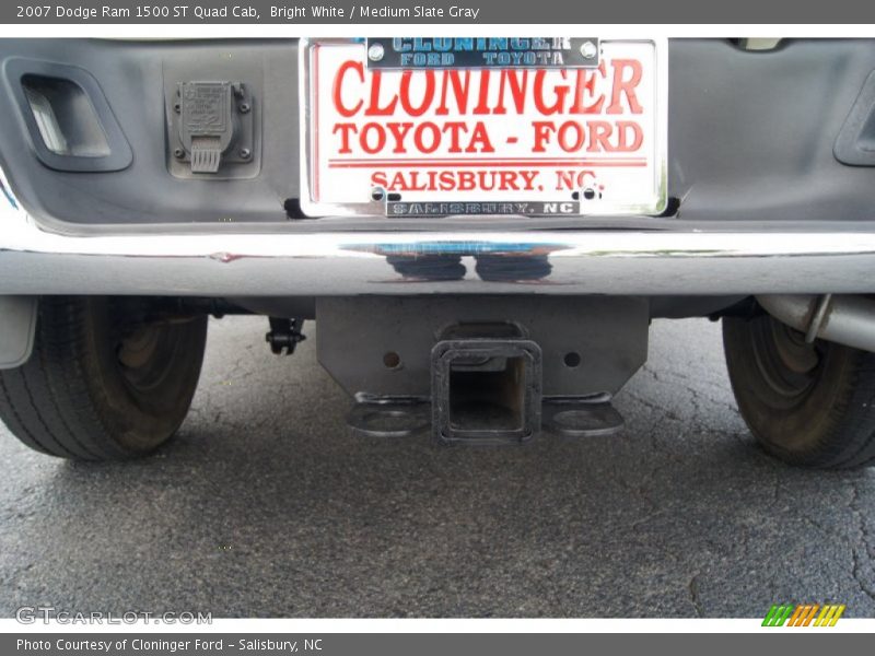 Bright White / Medium Slate Gray 2007 Dodge Ram 1500 ST Quad Cab
