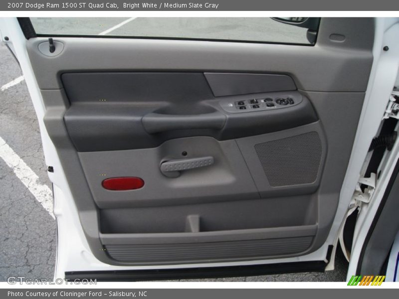 Bright White / Medium Slate Gray 2007 Dodge Ram 1500 ST Quad Cab