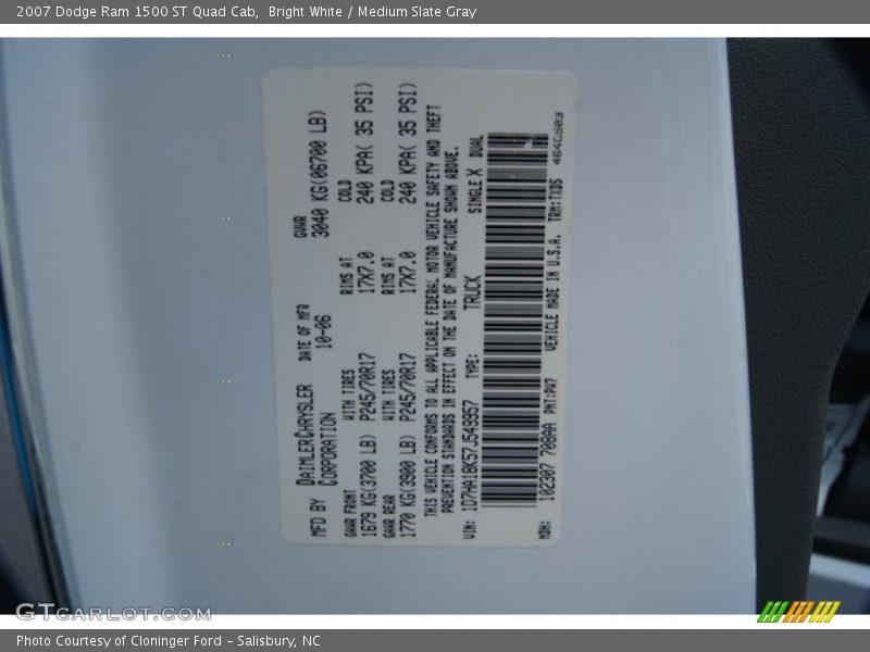 Bright White / Medium Slate Gray 2007 Dodge Ram 1500 ST Quad Cab