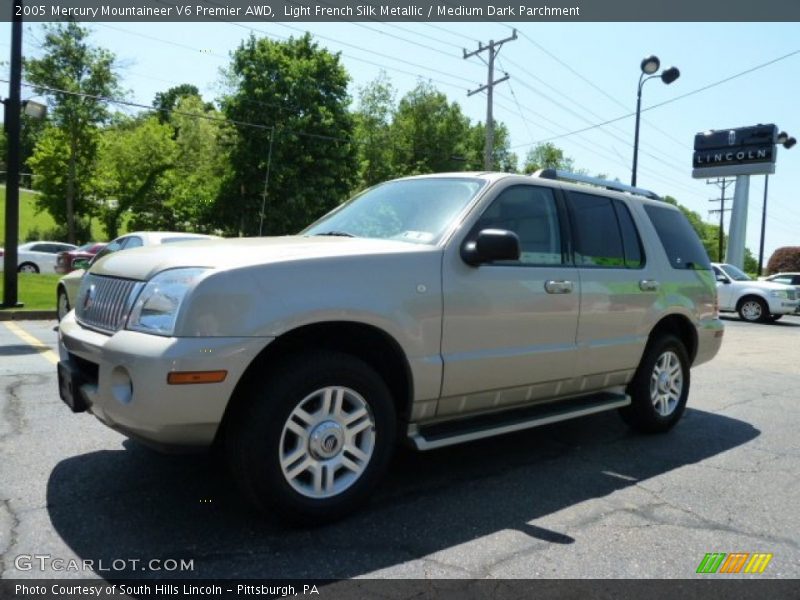Light French Silk Metallic / Medium Dark Parchment 2005 Mercury Mountaineer V6 Premier AWD