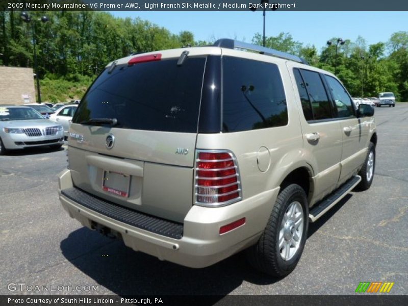 Light French Silk Metallic / Medium Dark Parchment 2005 Mercury Mountaineer V6 Premier AWD