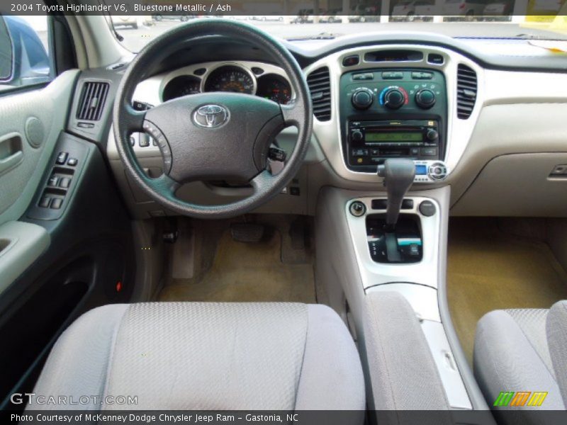 Dashboard of 2004 Highlander V6