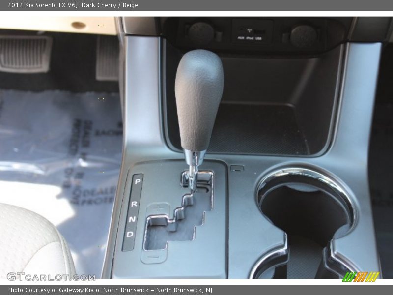 Dark Cherry / Beige 2012 Kia Sorento LX V6