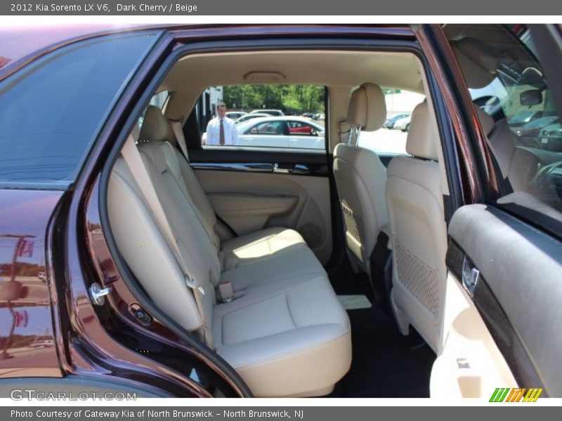 Dark Cherry / Beige 2012 Kia Sorento LX V6