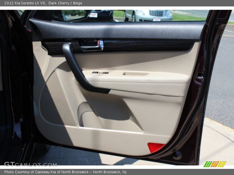Dark Cherry / Beige 2012 Kia Sorento LX V6