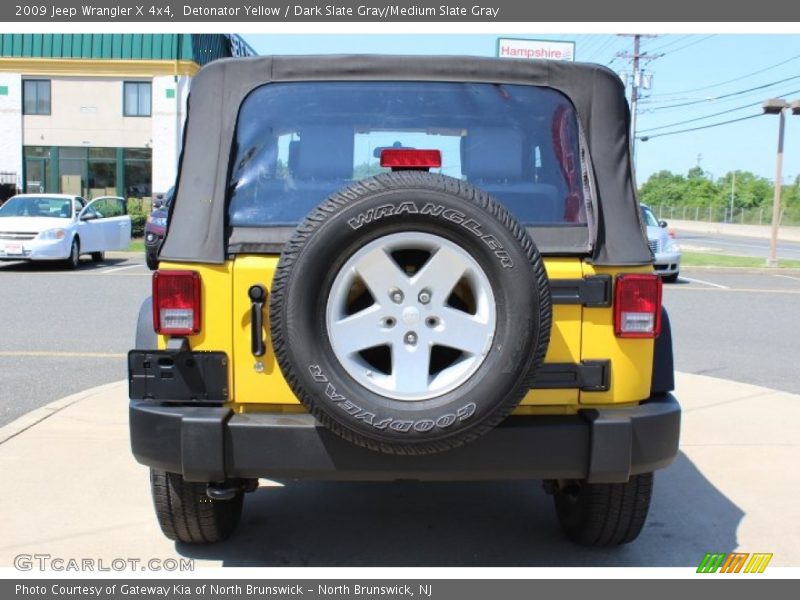 Detonator Yellow / Dark Slate Gray/Medium Slate Gray 2009 Jeep Wrangler X 4x4