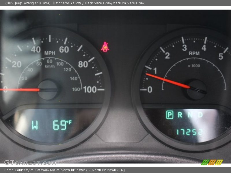 Detonator Yellow / Dark Slate Gray/Medium Slate Gray 2009 Jeep Wrangler X 4x4