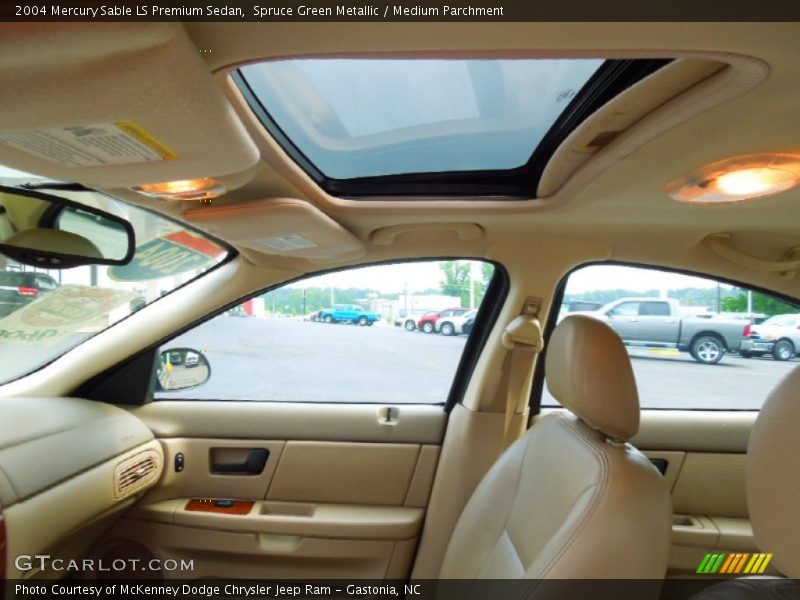 Spruce Green Metallic / Medium Parchment 2004 Mercury Sable LS Premium Sedan