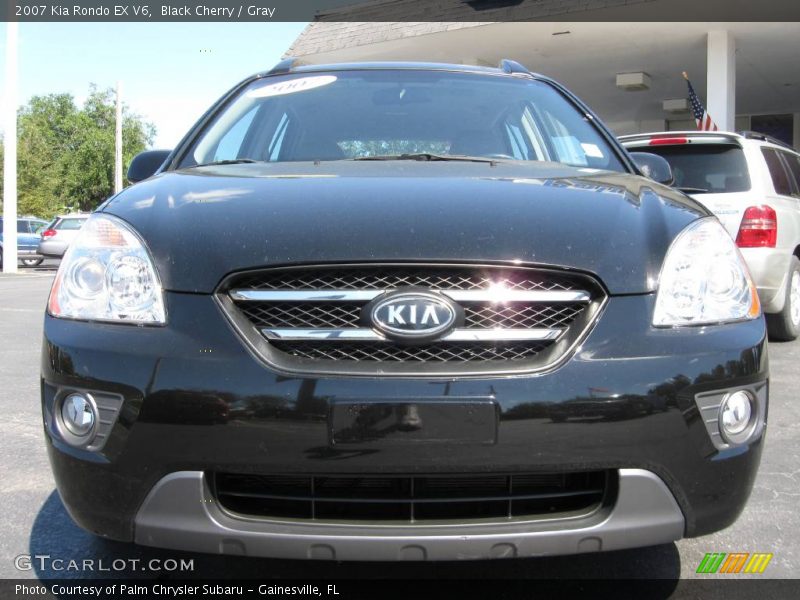 Black Cherry / Gray 2007 Kia Rondo EX V6