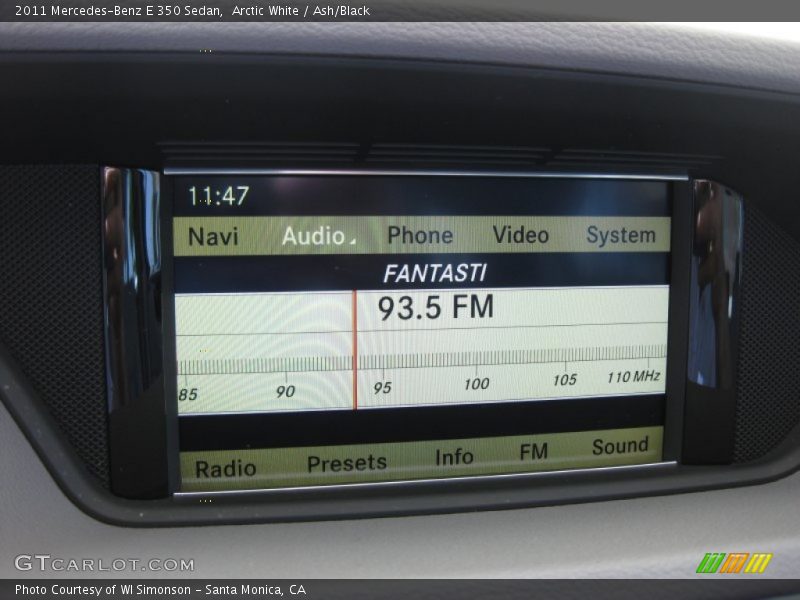 Arctic White / Ash/Black 2011 Mercedes-Benz E 350 Sedan