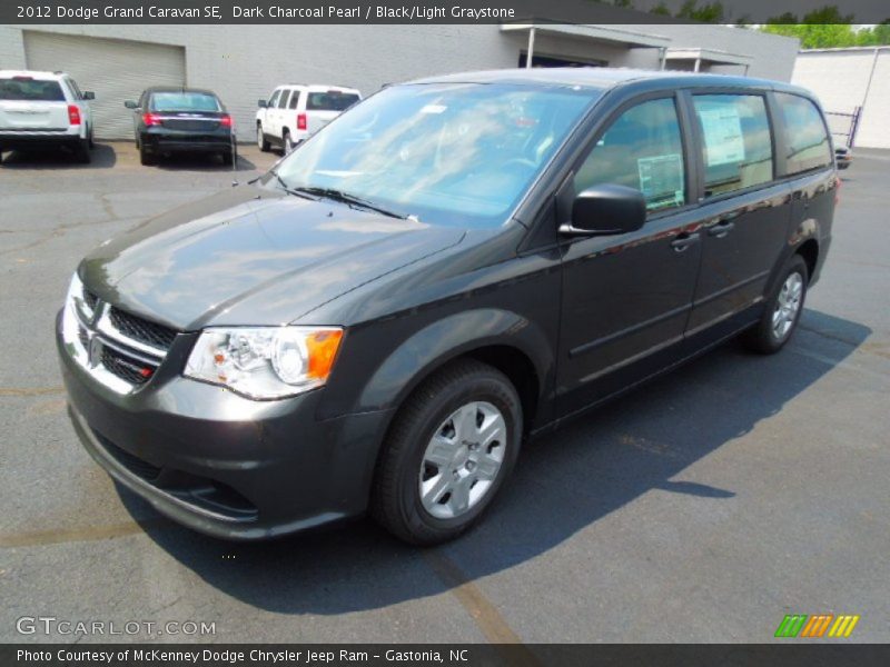 Dark Charcoal Pearl / Black/Light Graystone 2012 Dodge Grand Caravan SE