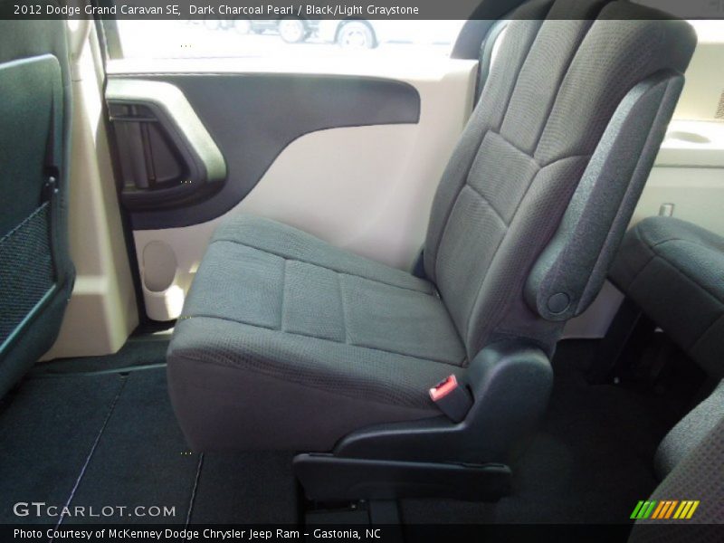 Dark Charcoal Pearl / Black/Light Graystone 2012 Dodge Grand Caravan SE