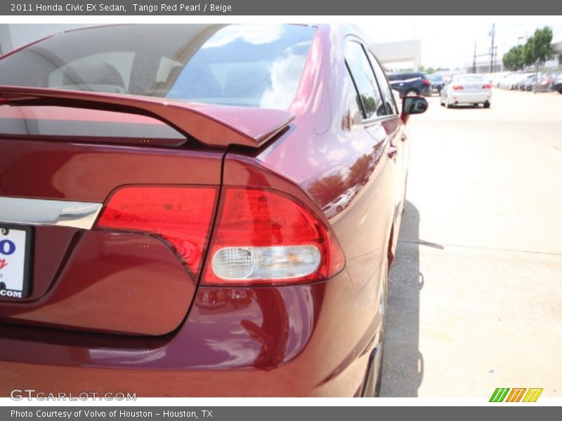 Tango Red Pearl / Beige 2011 Honda Civic EX Sedan