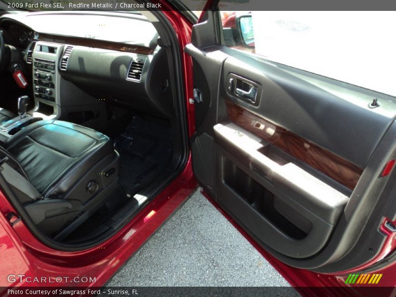 Redfire Metallic / Charcoal Black 2009 Ford Flex SEL