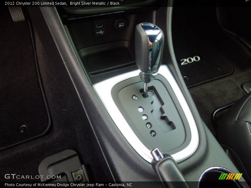 Bright Silver Metallic / Black 2012 Chrysler 200 Limited Sedan