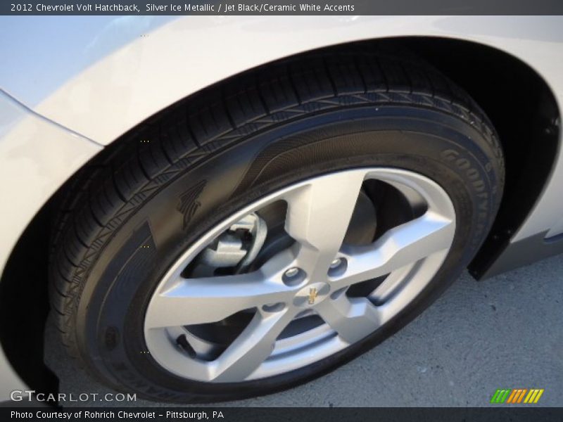 Silver Ice Metallic / Jet Black/Ceramic White Accents 2012 Chevrolet Volt Hatchback