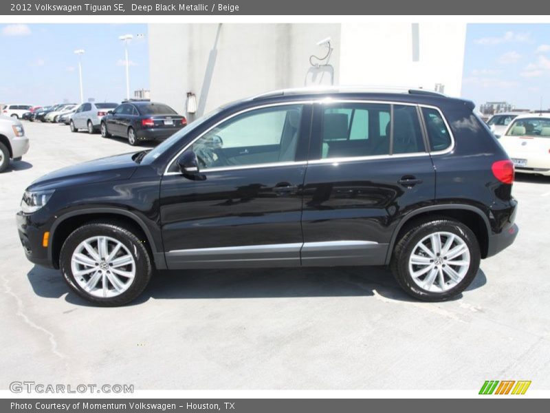 Deep Black Metallic / Beige 2012 Volkswagen Tiguan SE