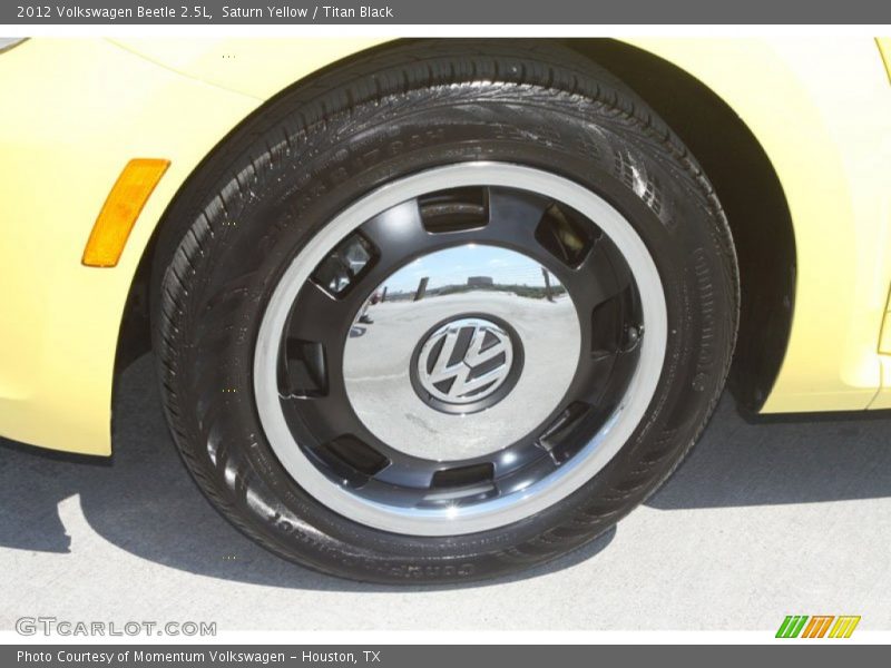 Saturn Yellow / Titan Black 2012 Volkswagen Beetle 2.5L